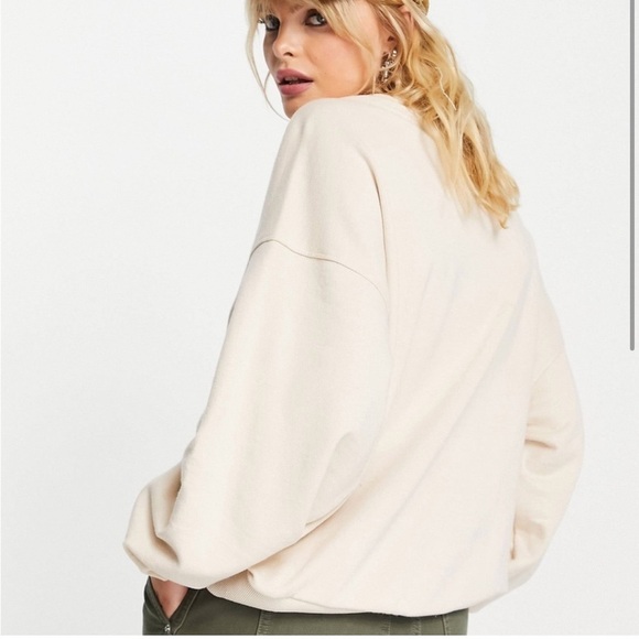 Bershka The Hamptons embroidered collegiate sweatshirt in beige ASOS Size M - Picture 3 of 8